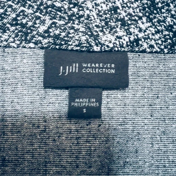 J Jill Knit - Stretch Sleeveless Black & White Cowl Neck Top Size Small - Picture 4 of 9